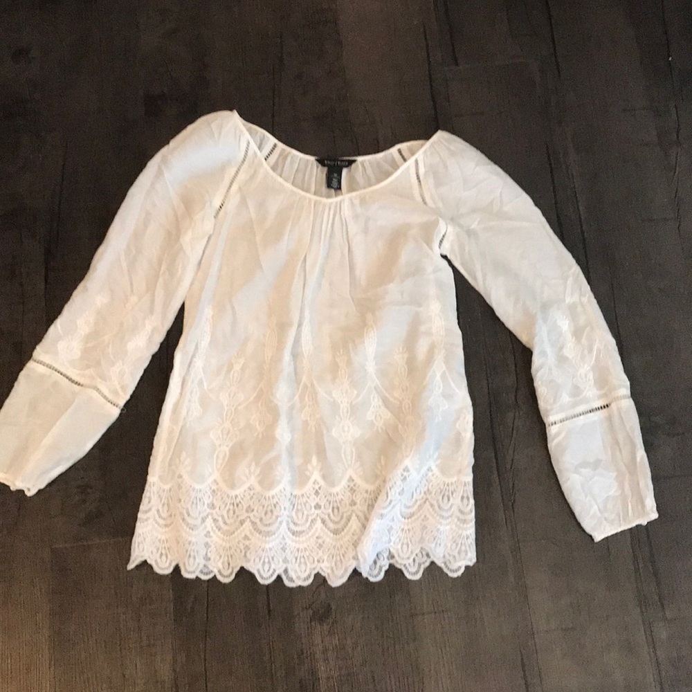 White cover up top